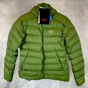 NEW Arcteryx Thorium AR jacket Women’s M olive